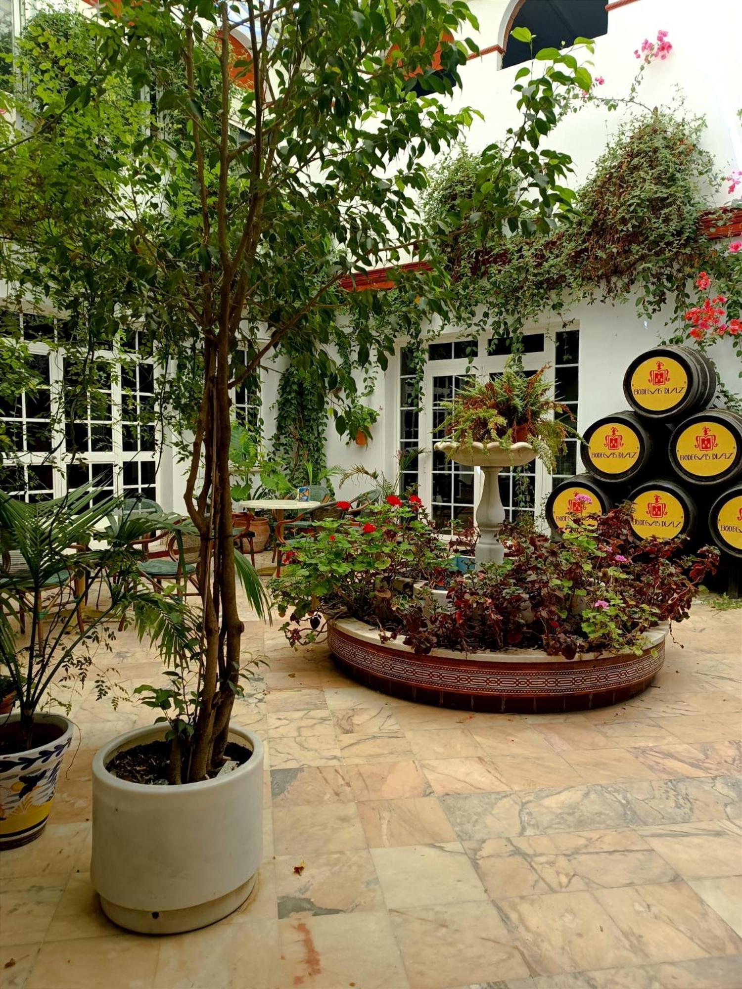 Hostal El Lirio Bollullos Par del Condado Exterior foto